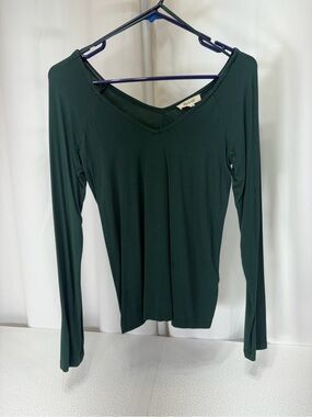 Madewell Forest Green V-Neck Long Sleeve Tee 3541
